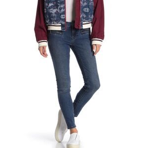 Free People Blue Jet Low Rise Skinny Jeans Size 30